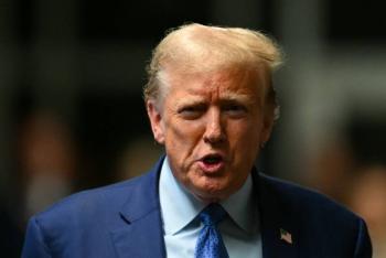 Trump prometi&oacute; a petroleras revocar pol&iacute;ticas ambientales de Biden, seg&uacute;n prensa de EEUU