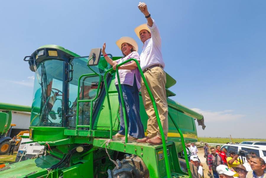 Xóchitl Gálvez se compromete a devolver apoyos para el campo