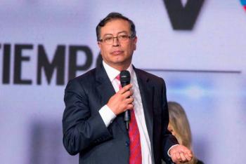 Gustavo Petro culpa a las “mafias” del disparo al carro del director de la Fiduprevisora