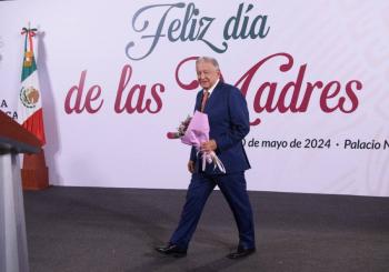 Presidente dedica ma&ntilde;anera a mam&aacute;s; “hoy nada de pol&iacute;tica·, dice