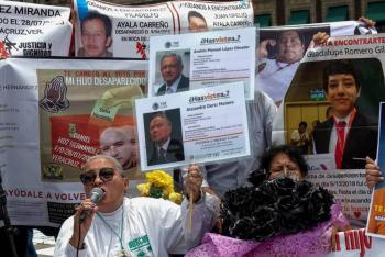 Madres buscadoras llegan al Z&oacute;calo; ofrecer&aacute;n un mensaje frente a Palacio Nacional