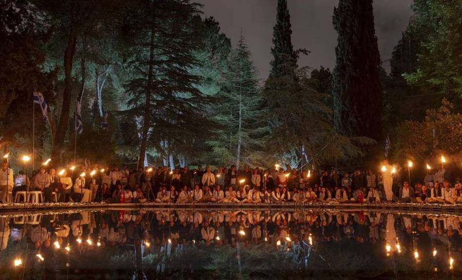 Israel conmemora el Día en Recuerdo de los Caídos con homenajes y compromisos de unidad