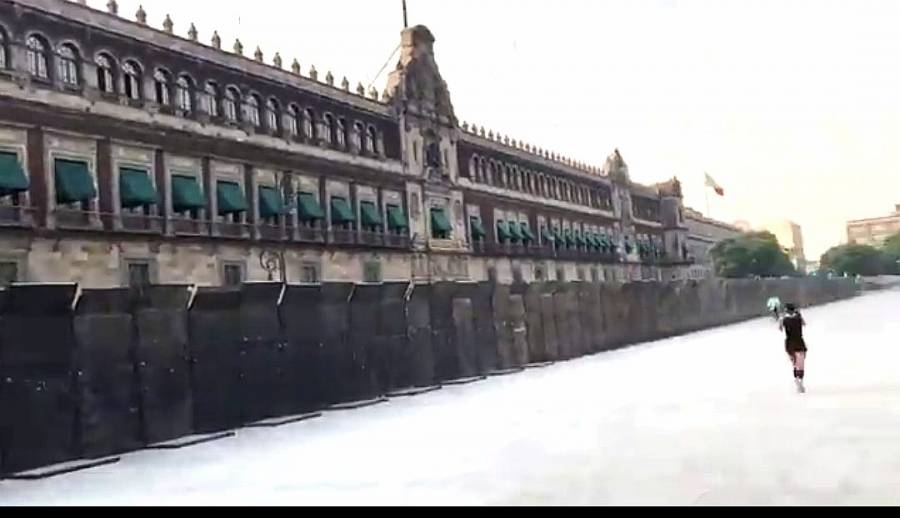 AMLO manda abrazo a los 26 polic&iacute;as lesionados durante protesta de Ayotzinapa frente a Palacio Nacional