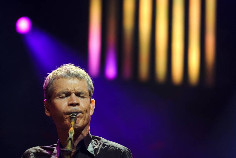 Seis veces ganador del Grammy, saxofonista David Sanborn murió a los 78 años