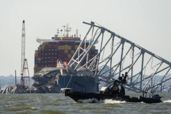 El barco se qued&oacute; sin energ&iacute;a dos veces antes de chocar contra el puente de Baltimore: investigaci&oacute;n