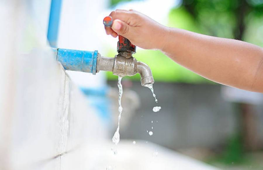 Iniciativa de concientización sobre el uso responsable del agua en escuelas