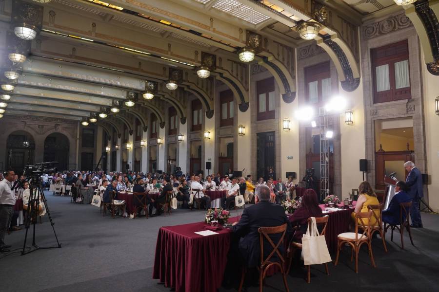Líder del SNTE afirma que la transformación de México no se detendrá