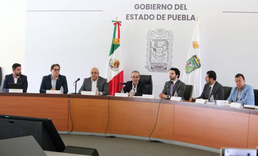 Presentan convocatoria de admisión al IPN en Puebla