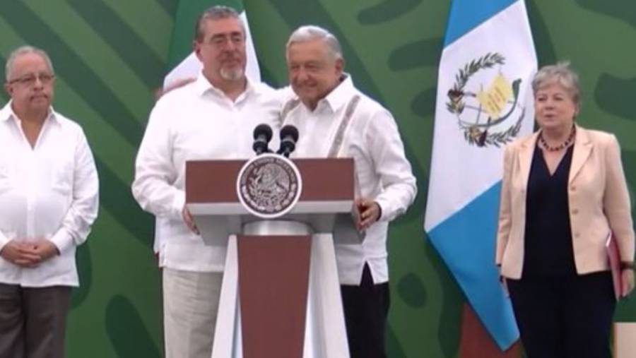 AMLO se encuentra en Chiapas con Bernardo Arévalo, presidente de Guatemala