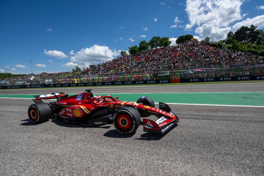 F1 | Leclerc brilla en los libres en Ímola; Verstappen con problemas