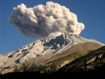 Plataforma de la UNAM monitorea en tiempo real 83 volcanes en el mundo