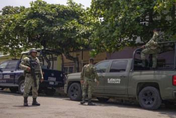 Militares resultan heridos tras explosión de narco laboratorio en Sinaloa