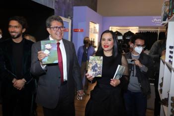 Sandra Cuevas y Ricardo Monreal cruzan declaraciones