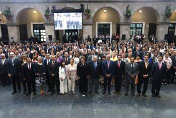 Delfina G&oacute;mez refuerza alianza con el magisterio; sin educaci&oacute;n no hay transformaci&oacute;n