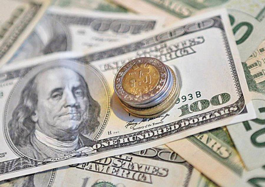 Prev&eacute;n que el d&oacute;lar baje hasta los 16.50 pesos