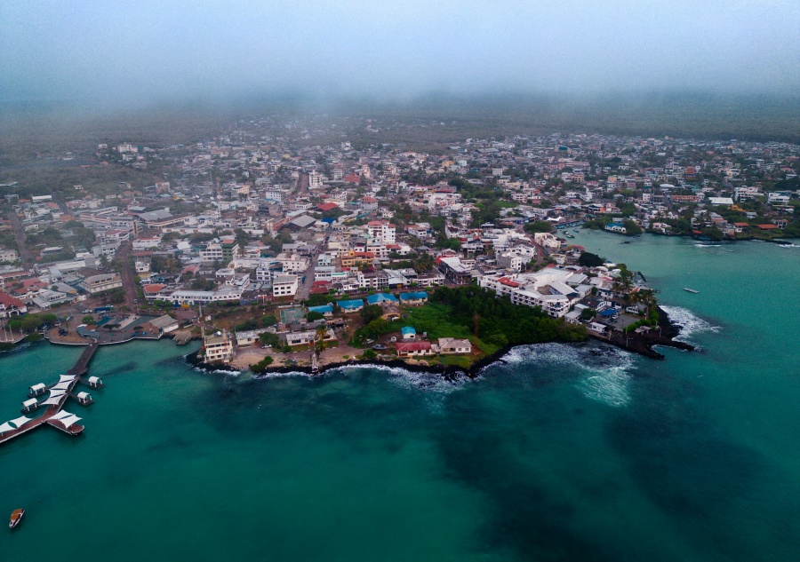 Ambientalistas recrean casi 200 años después viaje de Darwin a Galápagos