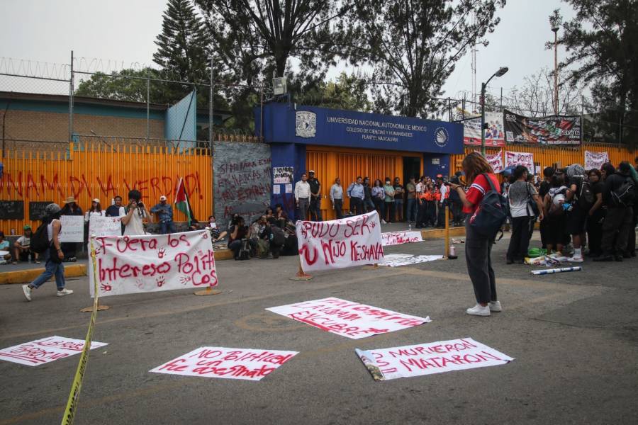 CCH Naucalpan pide a estudiantes liberar instalaciones para organizar mesas de trabajo