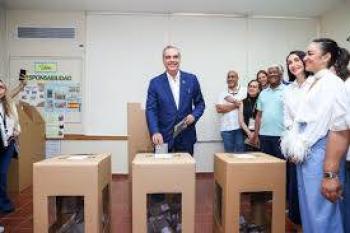Luis Abinader gana la reelección en República Dominicana con amplio margen