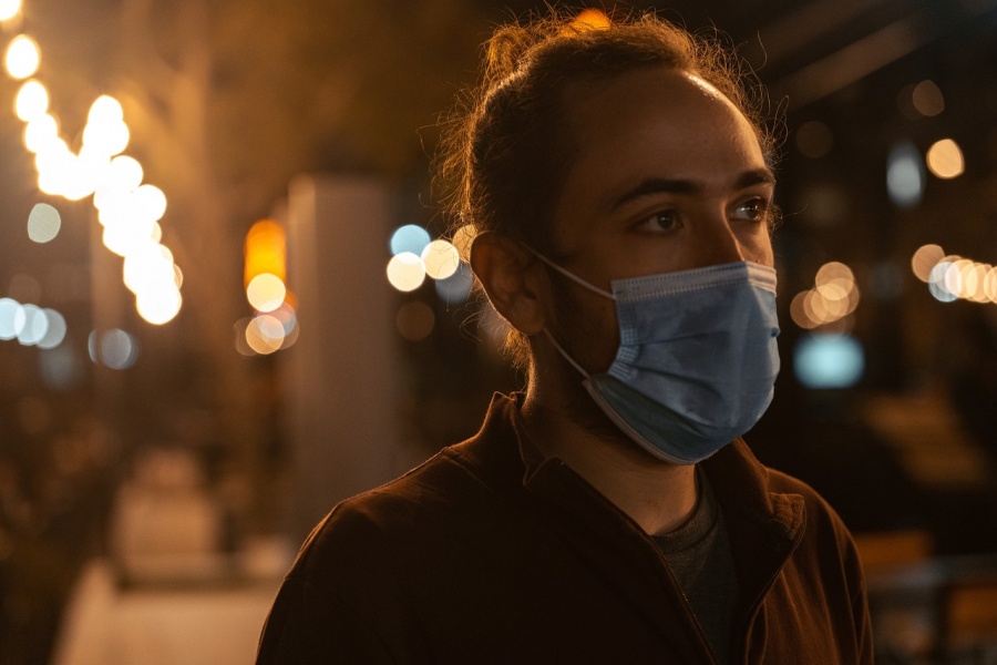 Pandemia de Covid-19 redujo esperanza de vida casi dos años entre 2019 y 2021