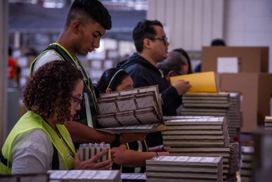 TGM cumple con producción y entrega oportuna de material electoral para 13 estados