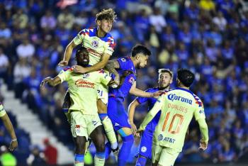 Am&eacute;rica empata ante Cruz Azul y deja en suspenso la final del f&uacute;tbol mexicano
