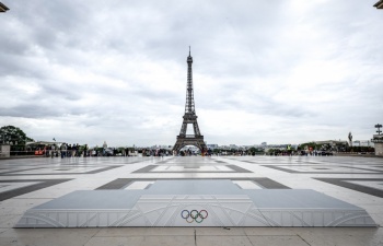 Los precios de la Torre Eiffel se encarecen un 20% antes de París-2024