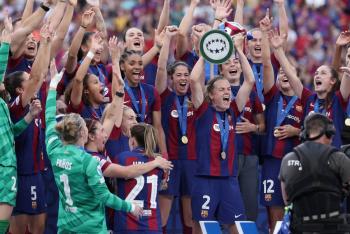 Barcelona derrota al Lyon y renueva su supremac&iacute;a en el f&uacute;tbol femenino europeo