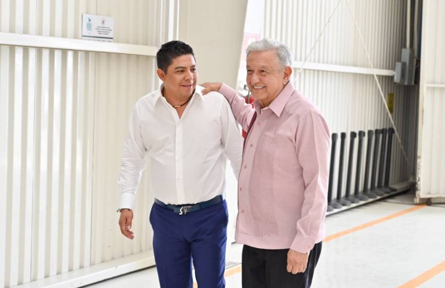 Hospitales rurales recibirán más de 109 médicos especialistas