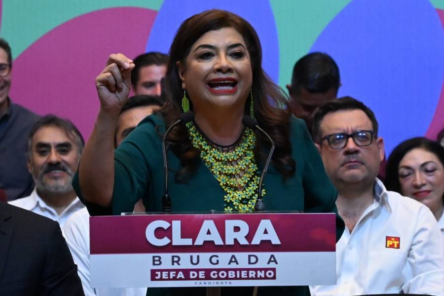 Clara Brugada niega acusaciones de millones en paraísos fiscales