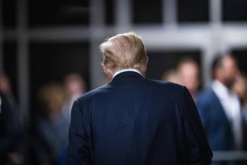 Jurado comienza a deliberar sobre el destino de Trump en juicio de Nueva York