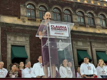 Claudia Sheinbaum presenta su plan de trabajo en el cierre de su campaña presidencial en la Ciudad de México