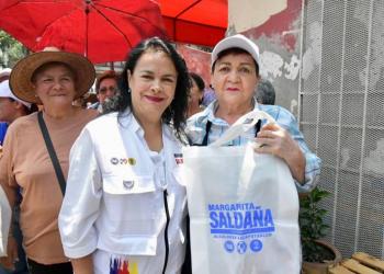 Seguiré atendiendo las denuncias de los vecinos: Margarita Saldaña tras emitir su voto