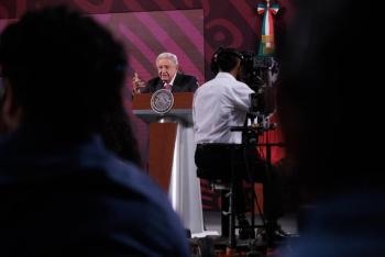 AMLO har&aacute; gira con Claudia Sheinbaum
