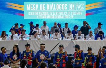 Di&aacute;logos entre Colombia y disidencia de ex n&uacute;mero dos de FARC comienzan el 24 de junio