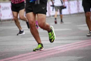 La importancia de mantenerse hidratado a la hora de correr en d&iacute;as de mucho calor