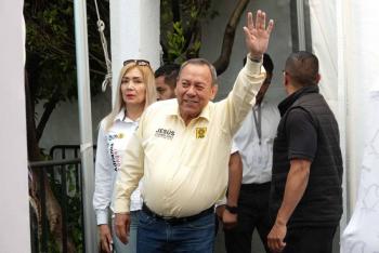 Jes&uacute;s Zambrano afirma que el PRD sigue activo y contin&uacute;a luchando para recuperar votos
