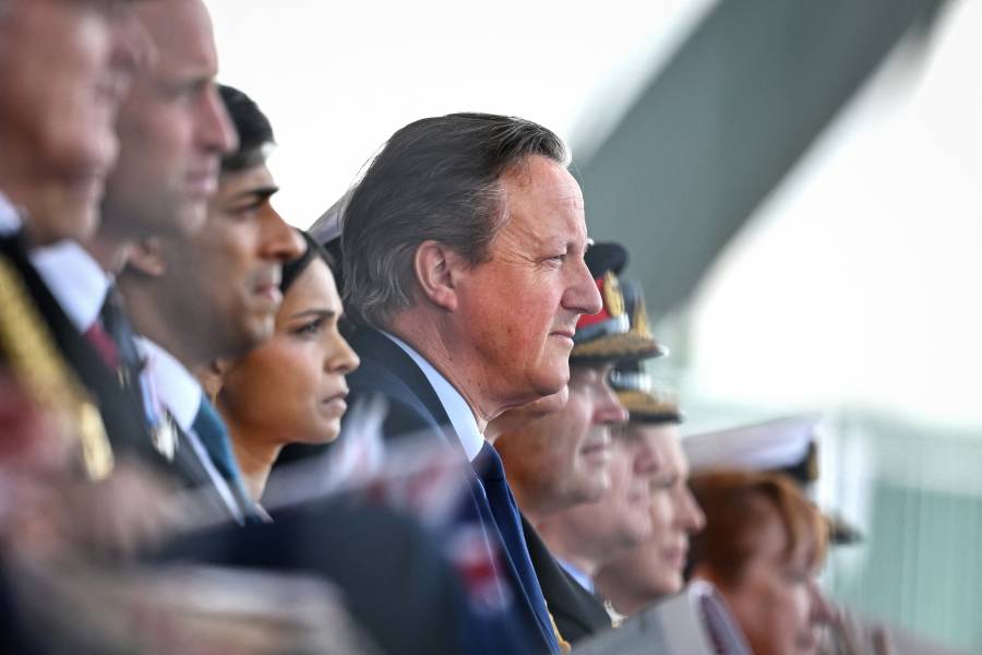 Ministro de Asuntos Exteriores británico, Cameron, víctima de llamada falsa: funcionario