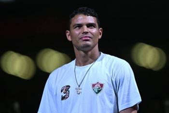 Hinchas del Fluminense dan bienvenida a Thiago Silva en el Maracan&aacute;