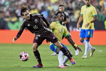 Brasil se impone a M&eacute;xico en juego de preparaci&oacute;n para Copa Am&eacute;rica
