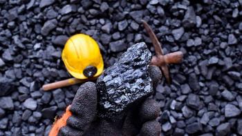 Petro anuncia que Colombia suspender&aacute; la exportaci&oacute;n de carb&oacute;n a Israel hasta que se detenga el genocidio