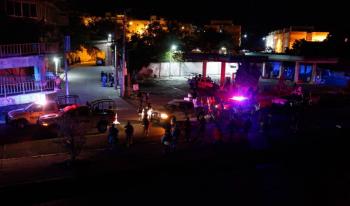 Explosi&oacute;n en el Z&oacute;calo de Acapulco deja cinco heridos