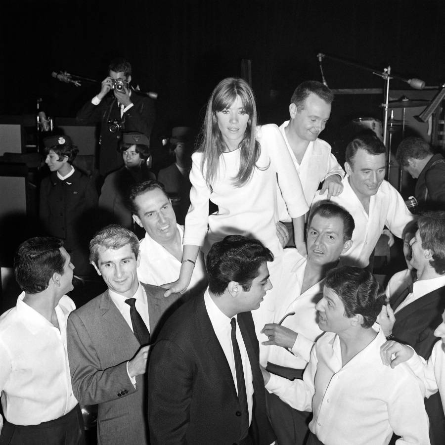 Muere la cantante Francoise Hardy a los 80 años