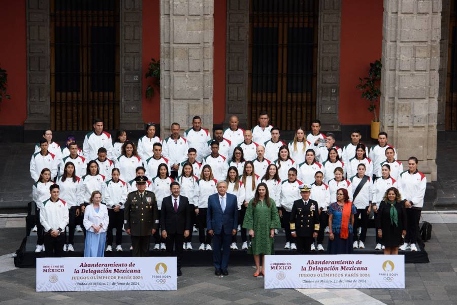 AMLO abandera selección mexicana de Juegos Olímpicos Paris 2024