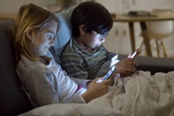 Ley de Nueva York proh&iacute;be feeds adictivos en redes sociales a menores