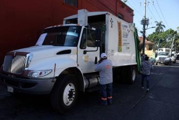 Municipio de Nezahualc&oacute;yotl estrena 6 nuevas unidades recolectoras de basura