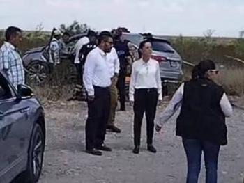 Choca veh&iacute;culo de comitiva de Sheinbaum en Monclova, Coahuila