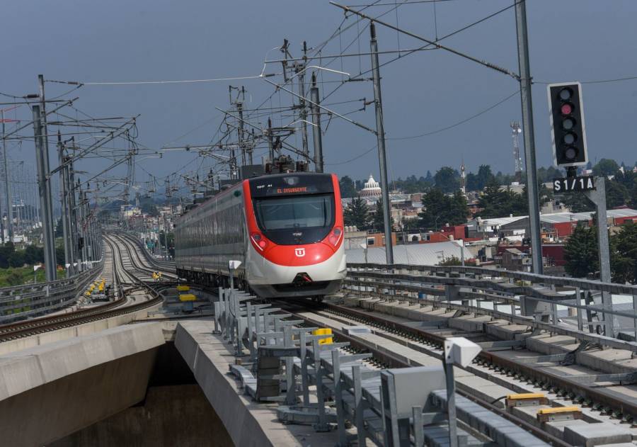 Falla eléctrica suspende actividades del Tren Interurbano México-Toluca