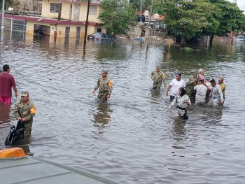Quintana Roo retoma actividades tras fuertes lluvias