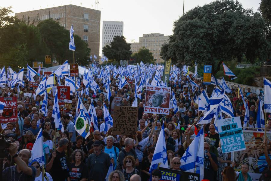 Miles de israelíes participan en protestas antigubernamentales