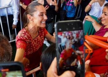 Mayor&iacute;a de la ciudadan&iacute;a a favor de la reforma al Poder Judicial, seg&uacute;n encuesta entregada a Claudia Sheinbaum
